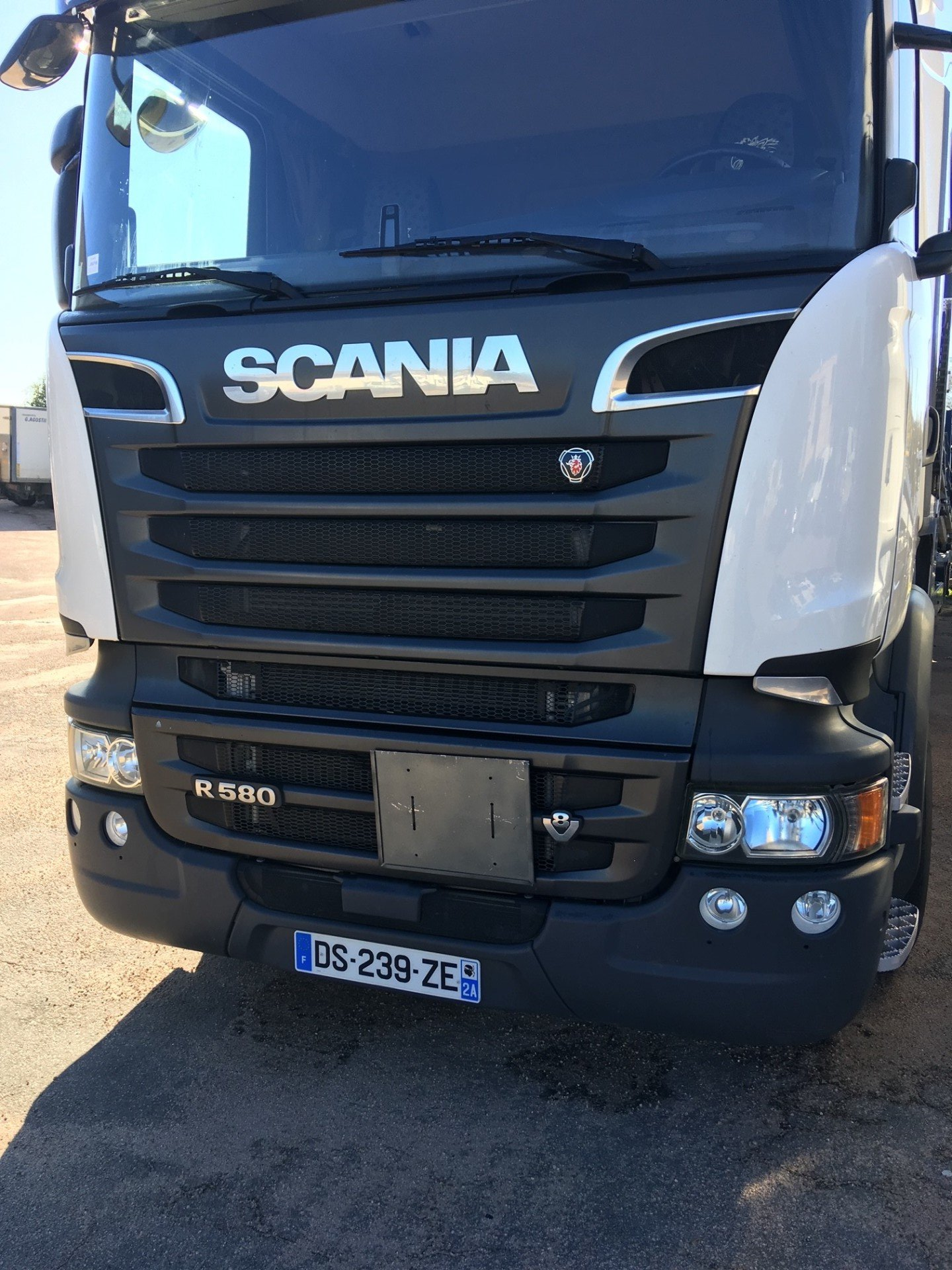 Véhicule SCANIA