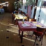 Découvrez nos pizzas à la sauce tomate ou crème fraîche