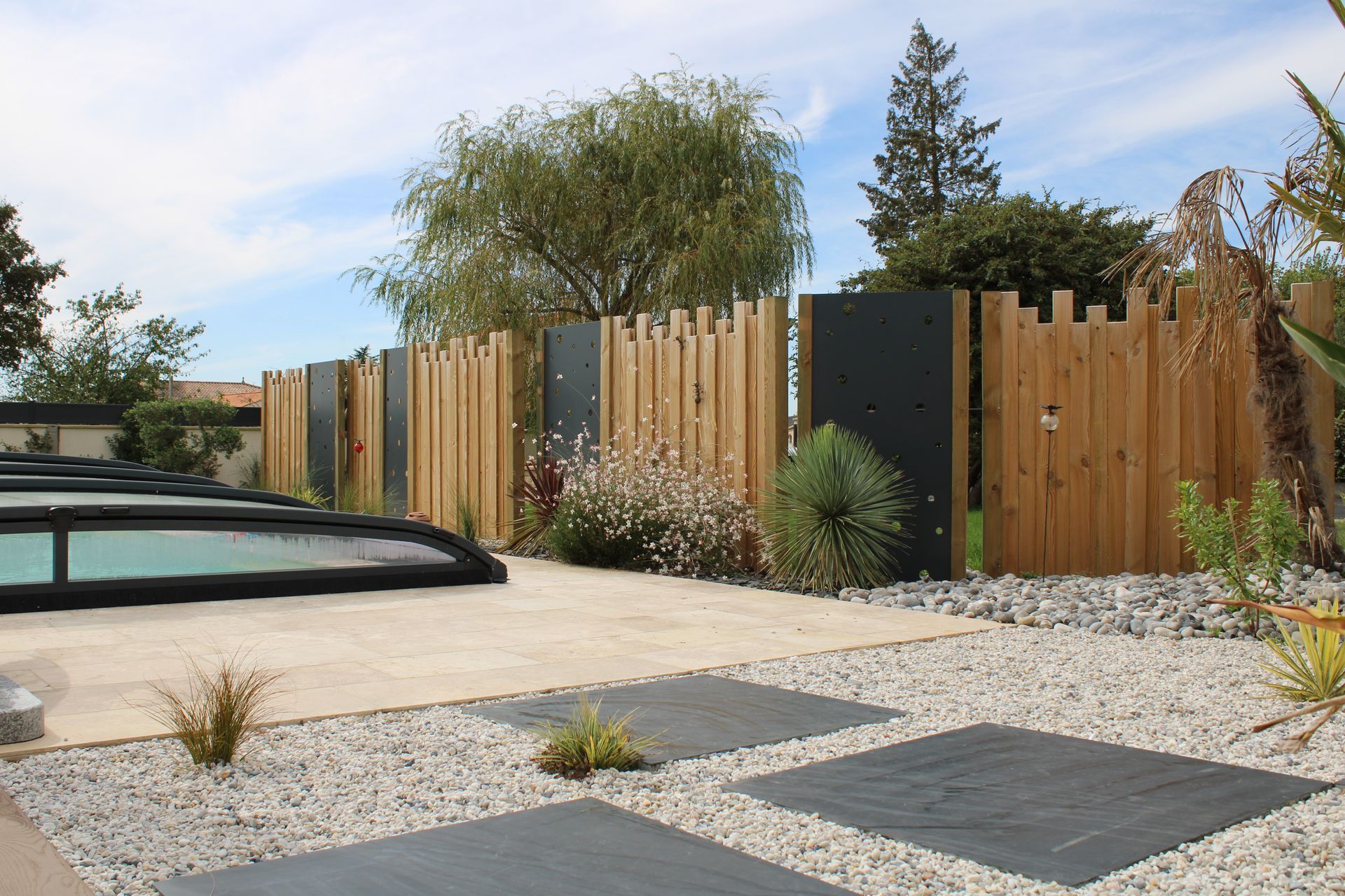 Cloture contemporaine