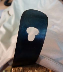 Réfection d'un oeil de ressort de barillet - Chez l'Horloger