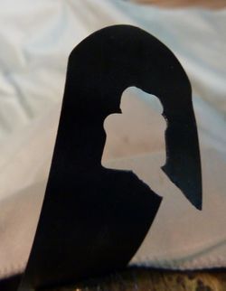 Réfection d'un oeil de ressort de barillet - Chez l'Horloger