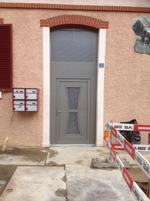 Menuiserie-Charpente L. Suter SARL- Les Verrières