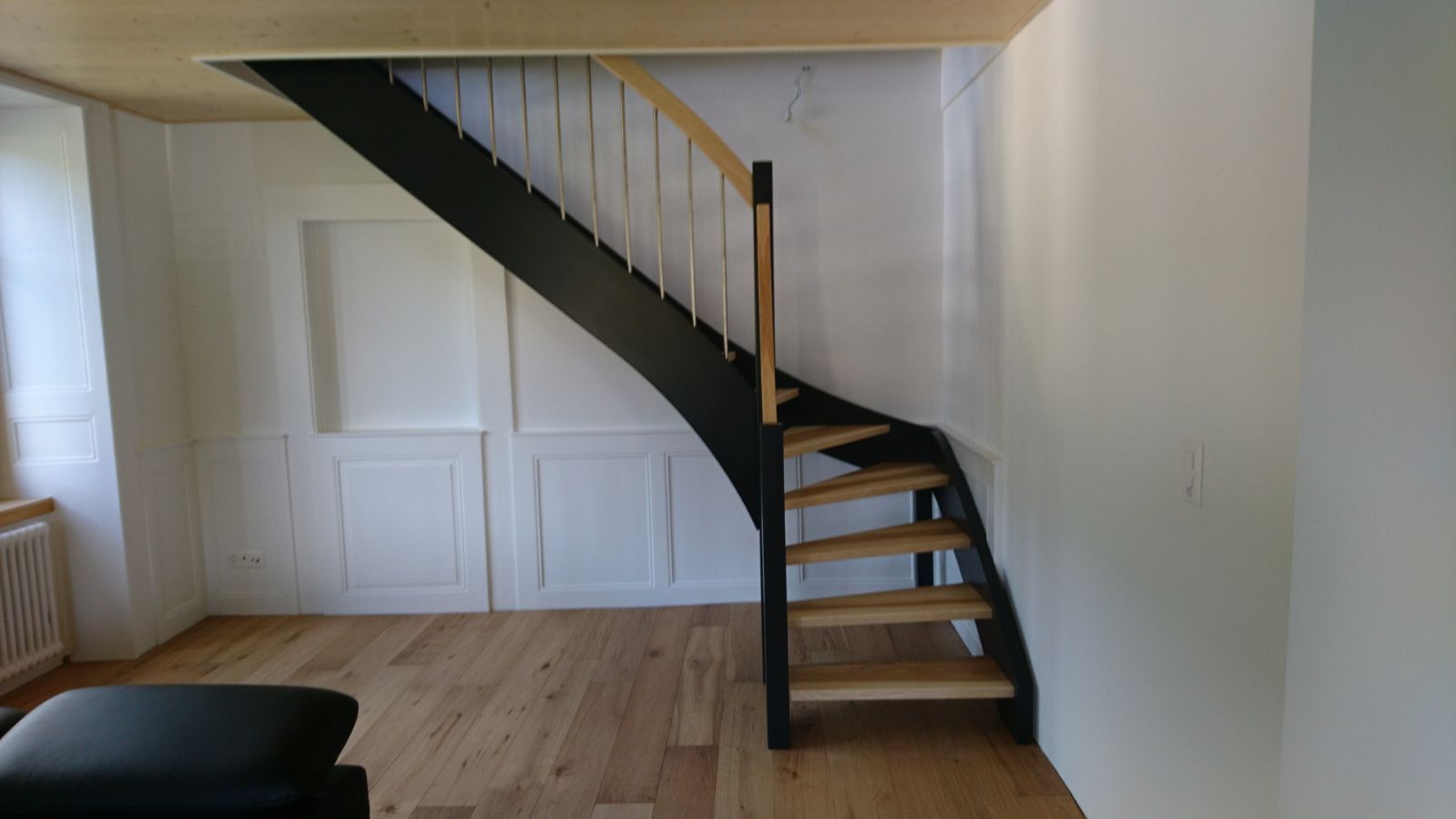 Menuiserie-Charpente L. Suter SARL- Les Verrières