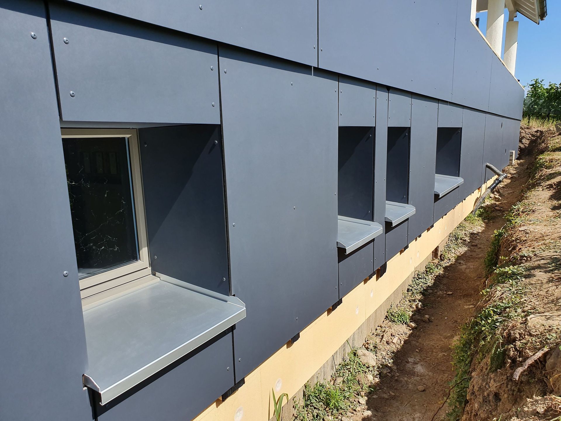 Menuiserie-Charpente L. Suter SARL- Les Verrières