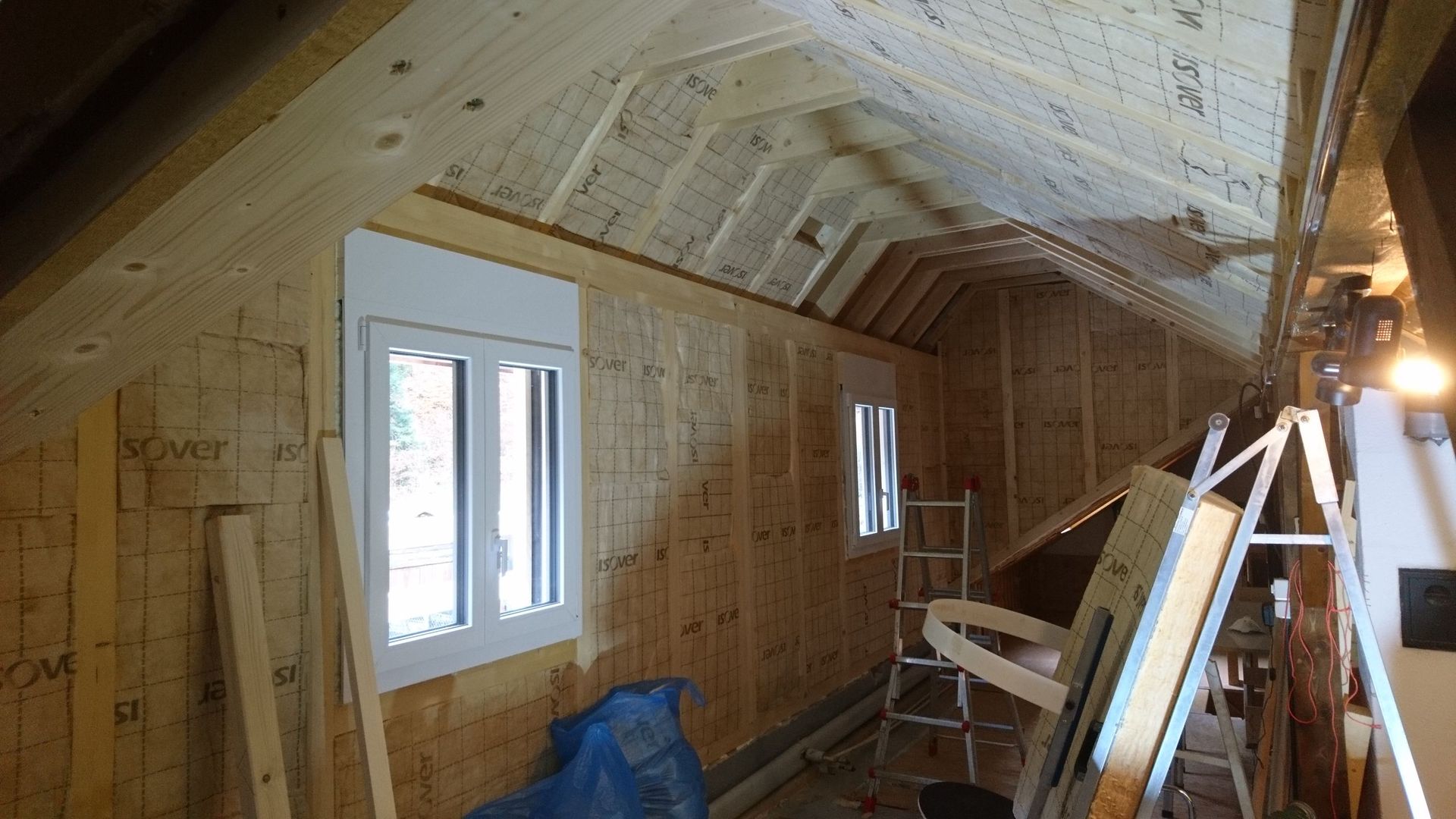 Menuiserie-Charpente L. Suter SARL- Les Verrières