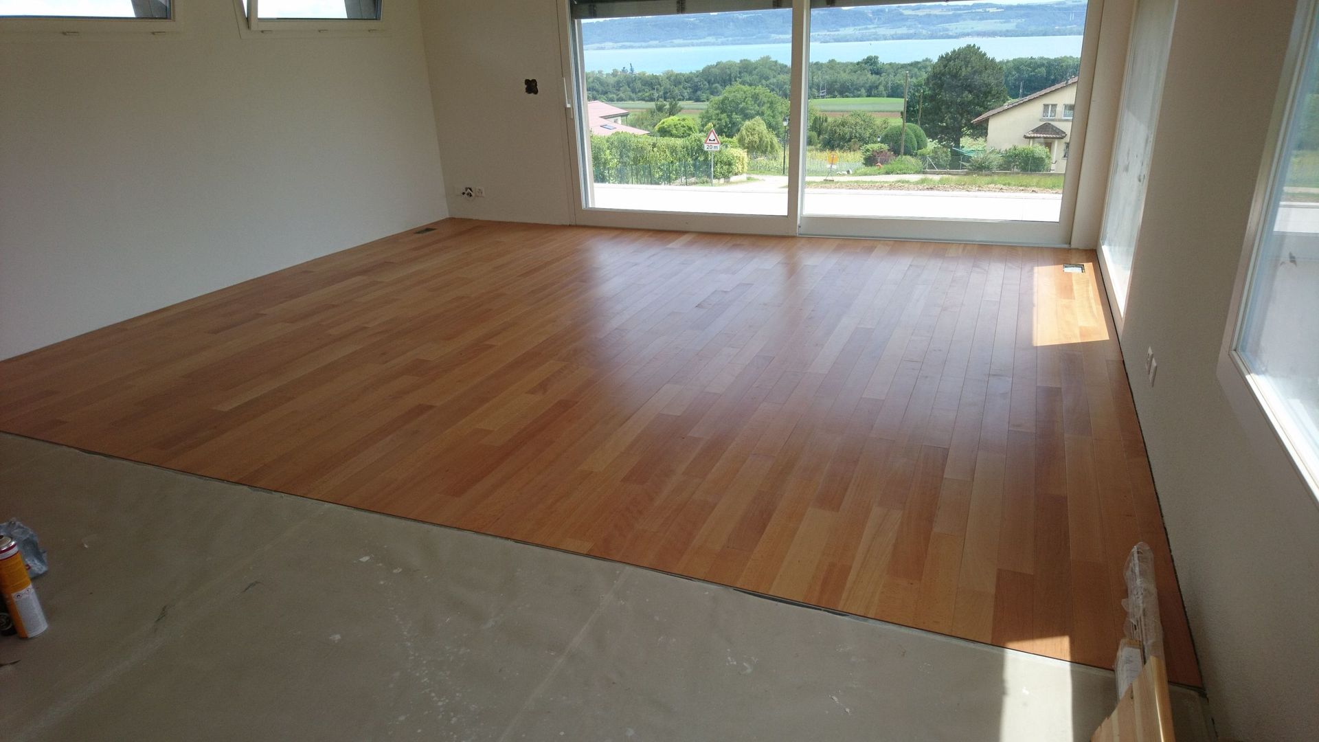 Menuiserie-Charpente L. Suter SARL- Les Verrières