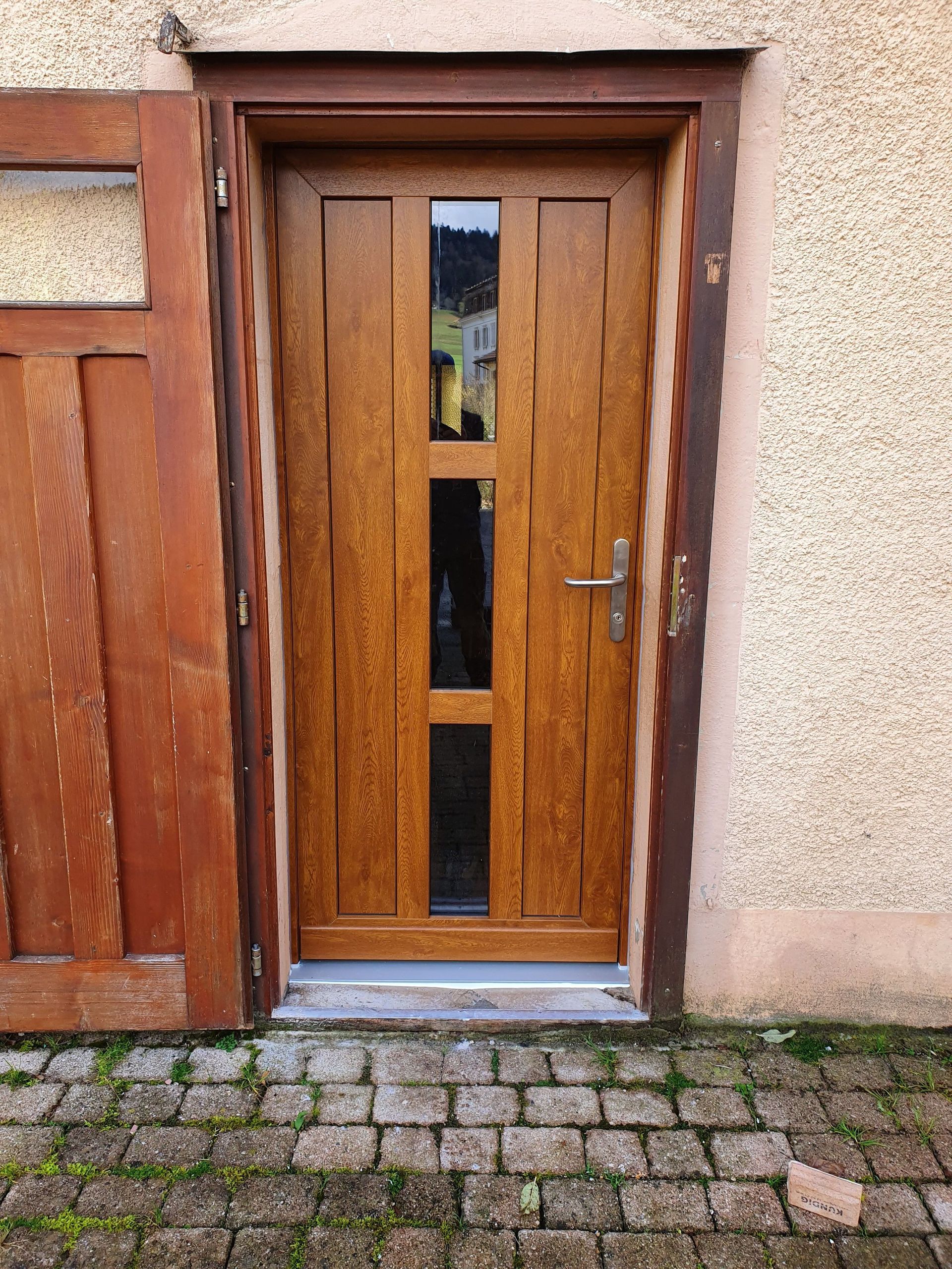 Menuiserie-Charpente L. Suter SARL- Les Verrières