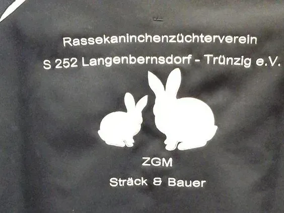 Stickerei - Anette Müller Vereinskleidung