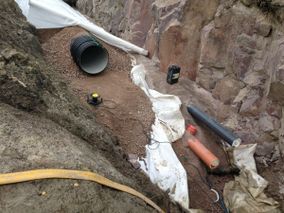 Maanrakennustöitä.