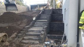 Maanrakennustöitä.