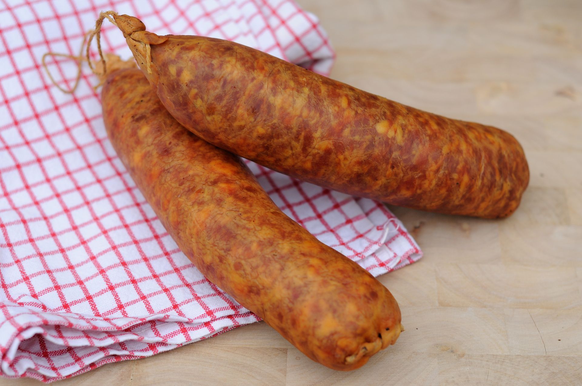 Deux saucisses de Morteau