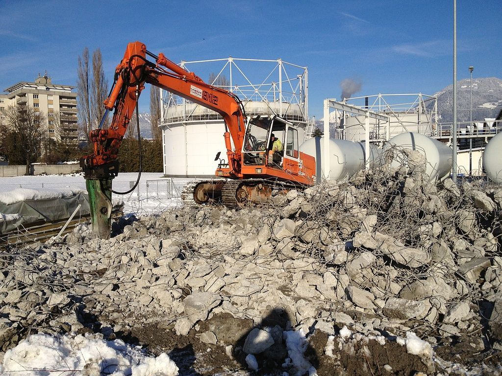 Travaux de démolition pour l'industrie - Bâtiment