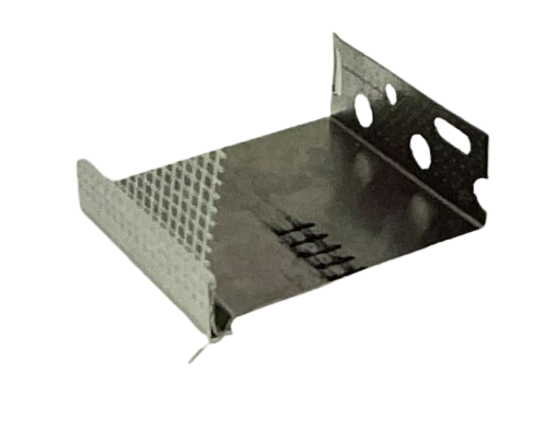 Cornière métallique pour plaques de plâtre à bords perforés, utilisée dans la construction.