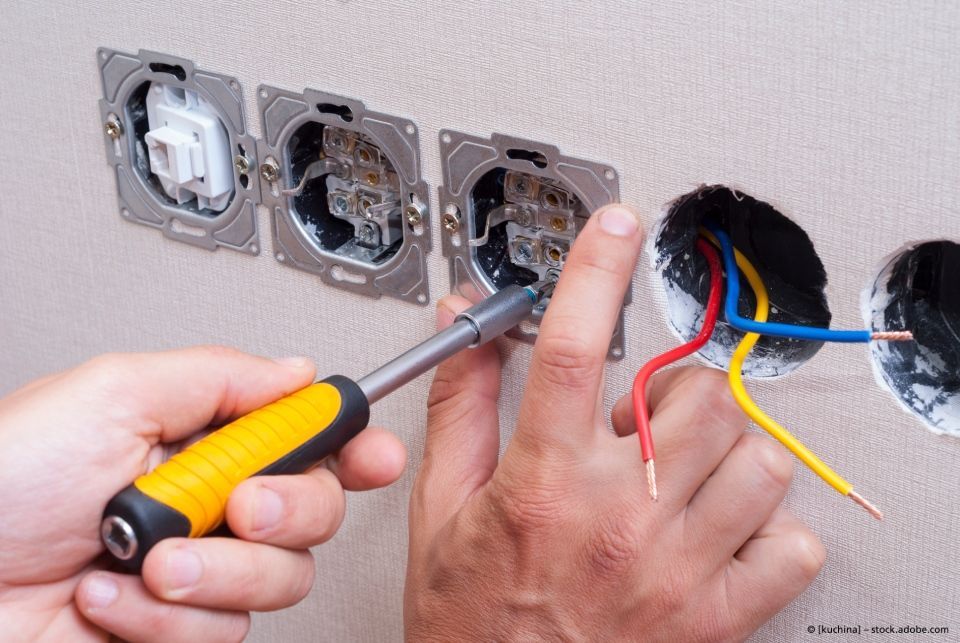 Steckdoseninstallation Elektro Ahrens GmbH & Co. KG