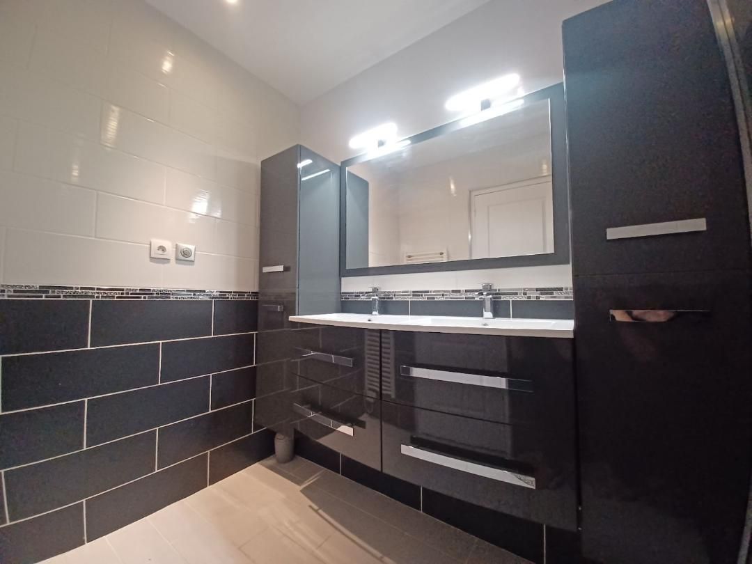 Pose de salle de bains clé en mains