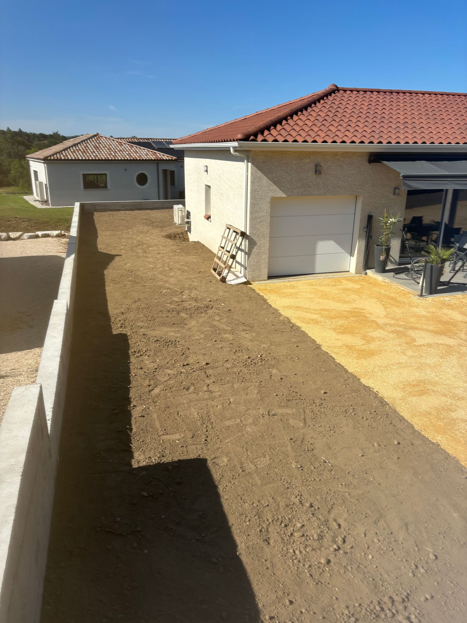 Préparation d'un terrain avant aménagement