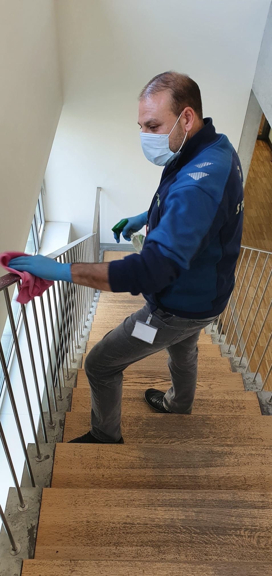 Desinfektions- & Sanitärreinigung