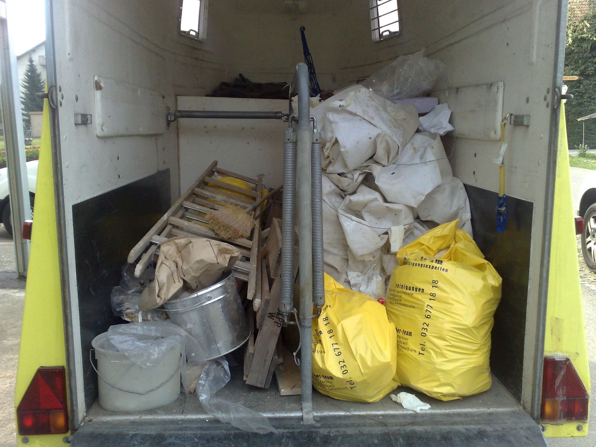 Räumungen & Entsorgungen - Sauber-Team Portmann Reinigungen