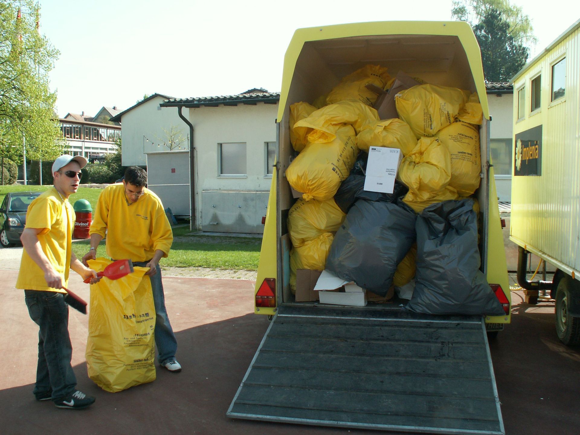 Räumungen & Entsorgungen - Sauber-Team Portmann Reinigungen