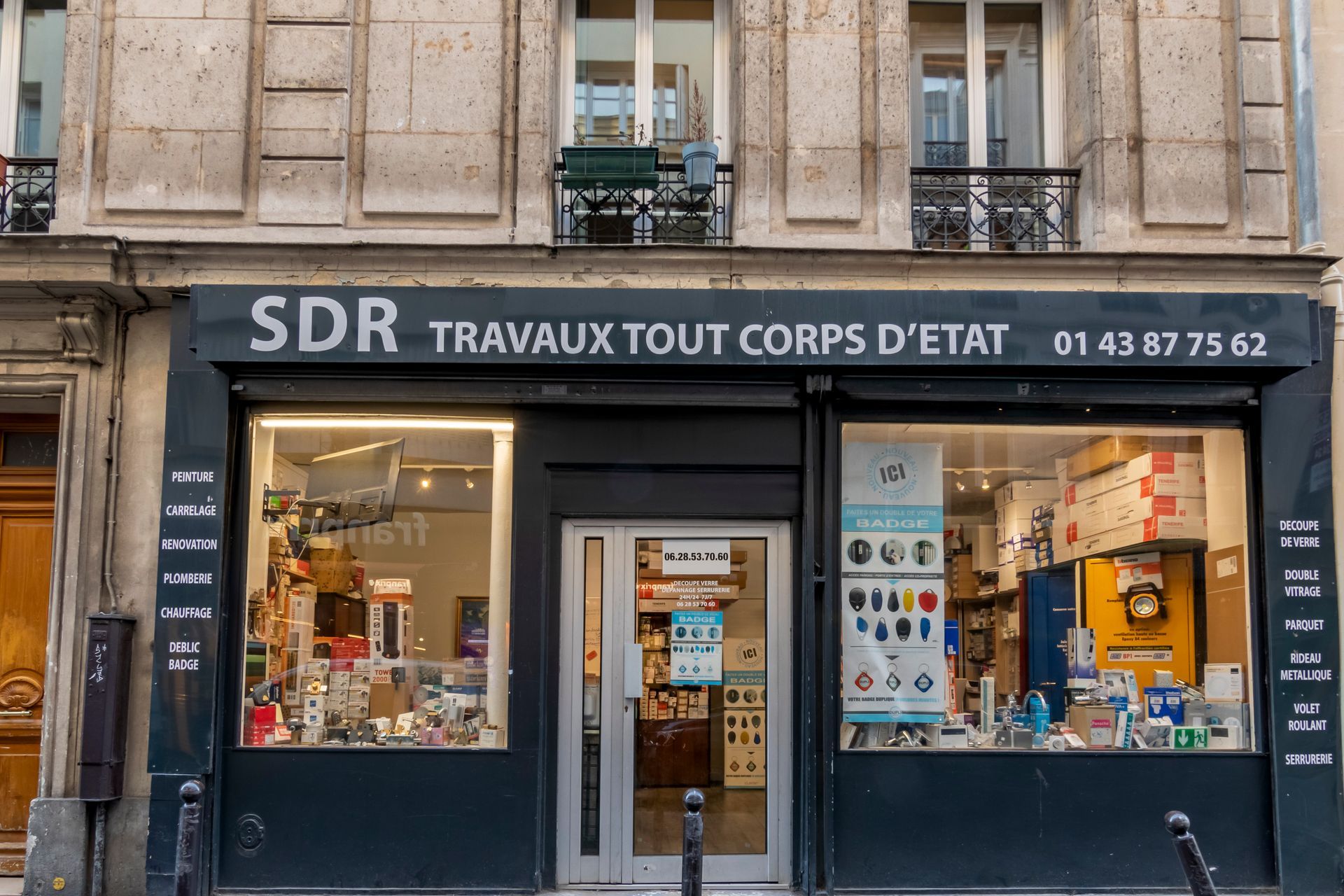 La devanture de l'entreprise