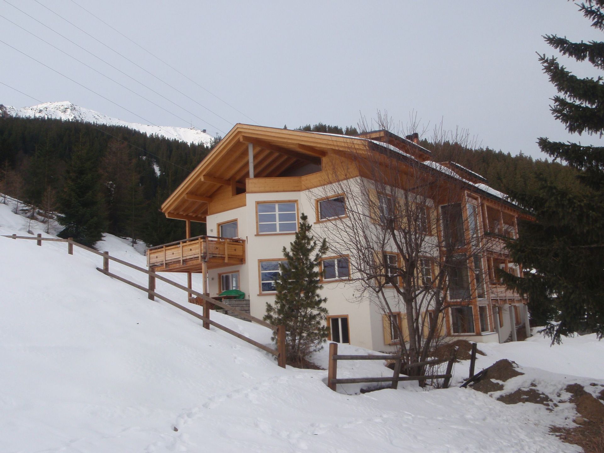 Um / Anbau MFH Mariastein - HoPlan Architektur & Hochbau in Klosters