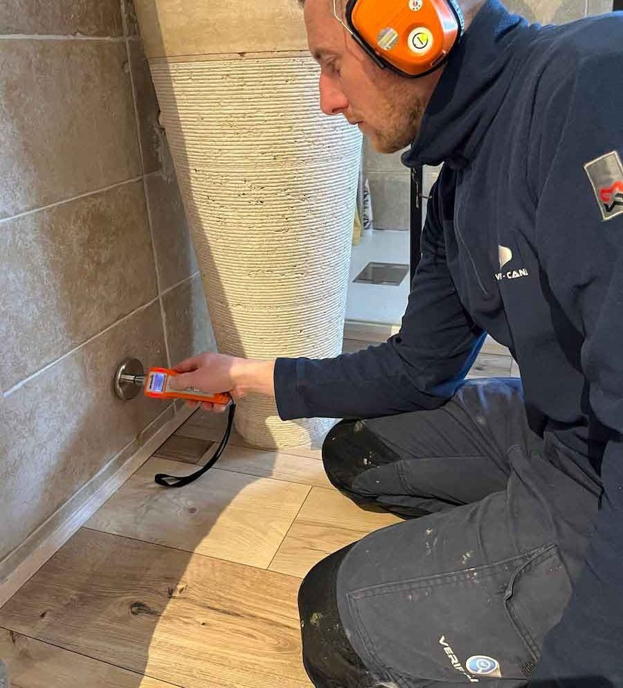 Recherche de fuite d'eau dans une douche