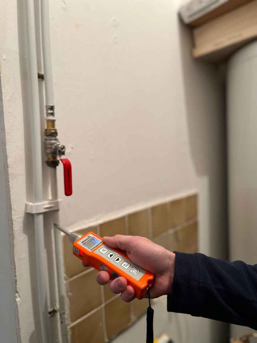 Recherche de fuite dans une salle de bains