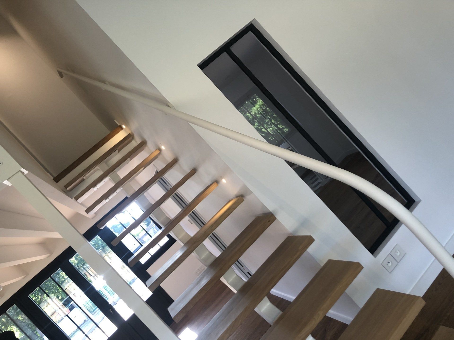 Photo d'un escalier intérieur.