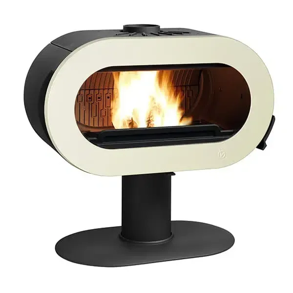 Cheminée ovale moderne avec façade crème et base noire, flammes visibles à l'intérieur