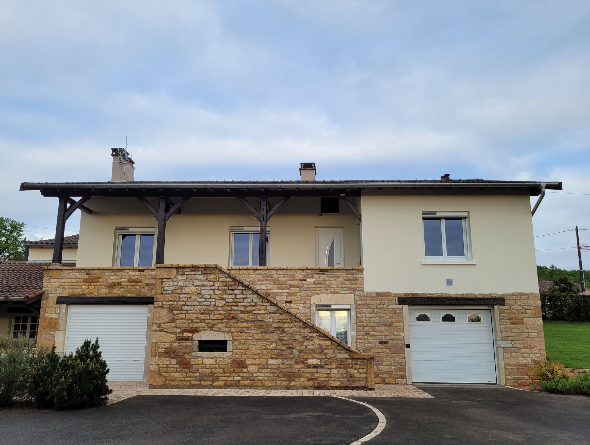 PEINTURES EXTERIEURES - LAIZE -2025