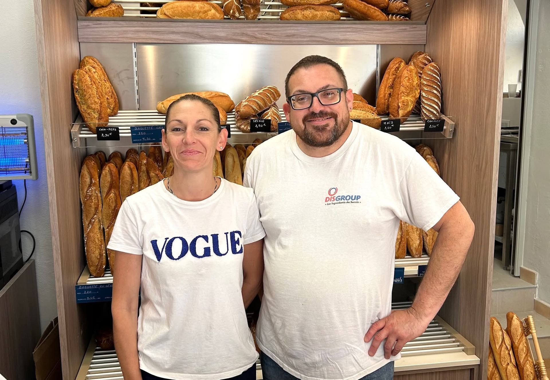 Le boulanger et la vendeuse
