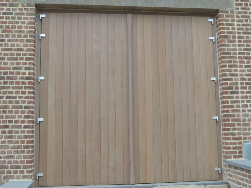 Dubbele deuren van hout