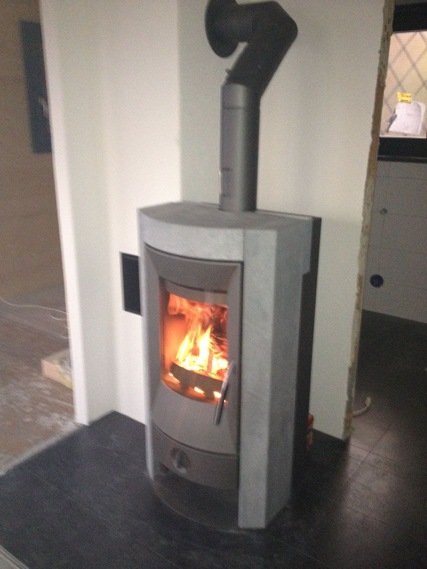 Cheminéeöfen - Aeschbach Ofenbau & Plattenbeläge - Wolhusen