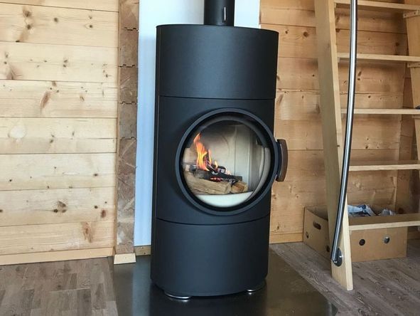 Cheminéeöfen - Aeschbach Ofenbau & Plattenbeläge - Wolhusen