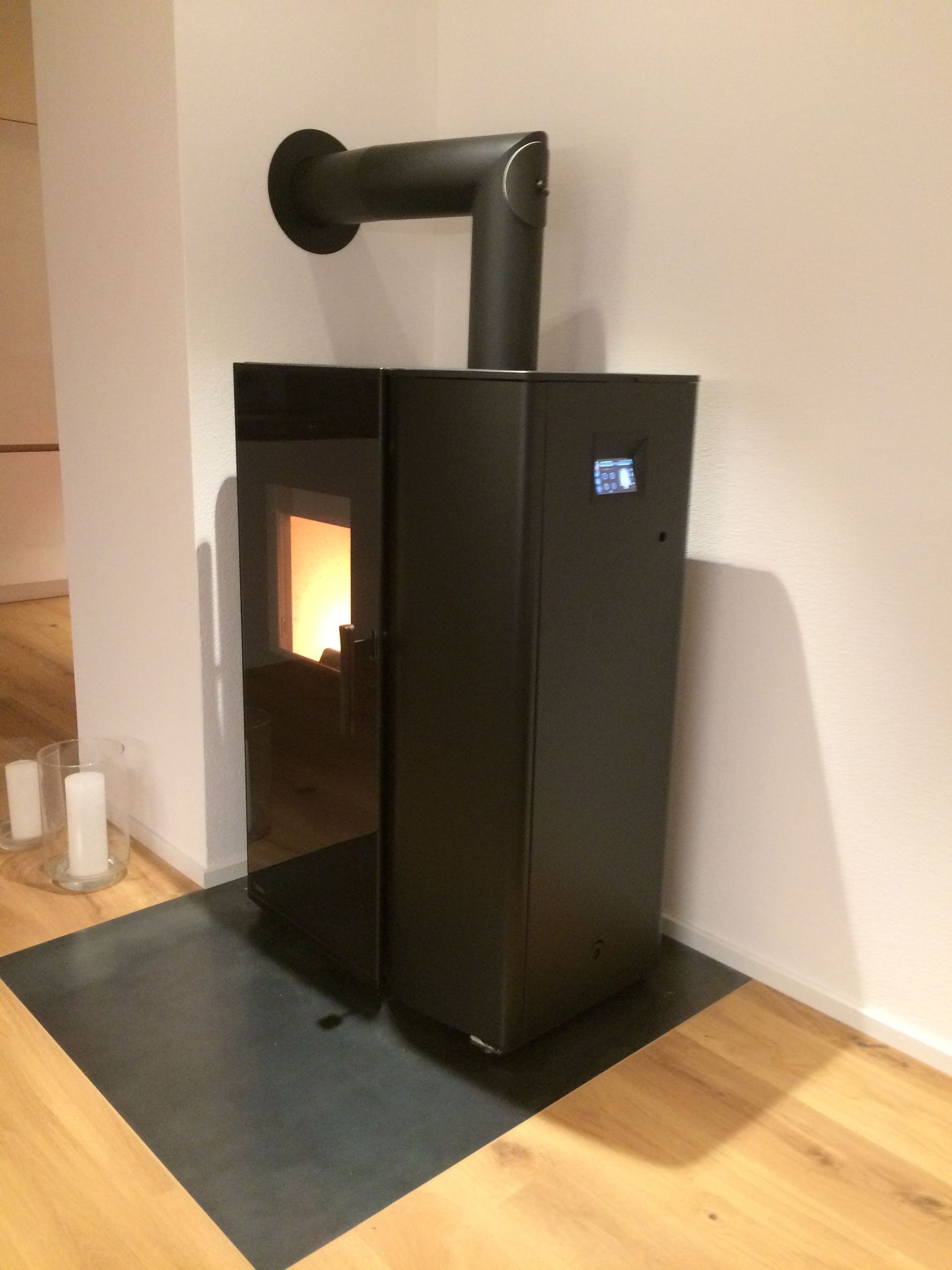 Pelletofen - Aeschbach Ofenbau & Plattenbeläge - Wolhusen