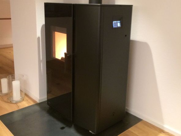 Pelletofen - Aeschbach Ofenbau & Plattenbeläge - Wolhusen