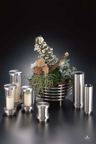 kleines Steinkreuz mit Aufschrift