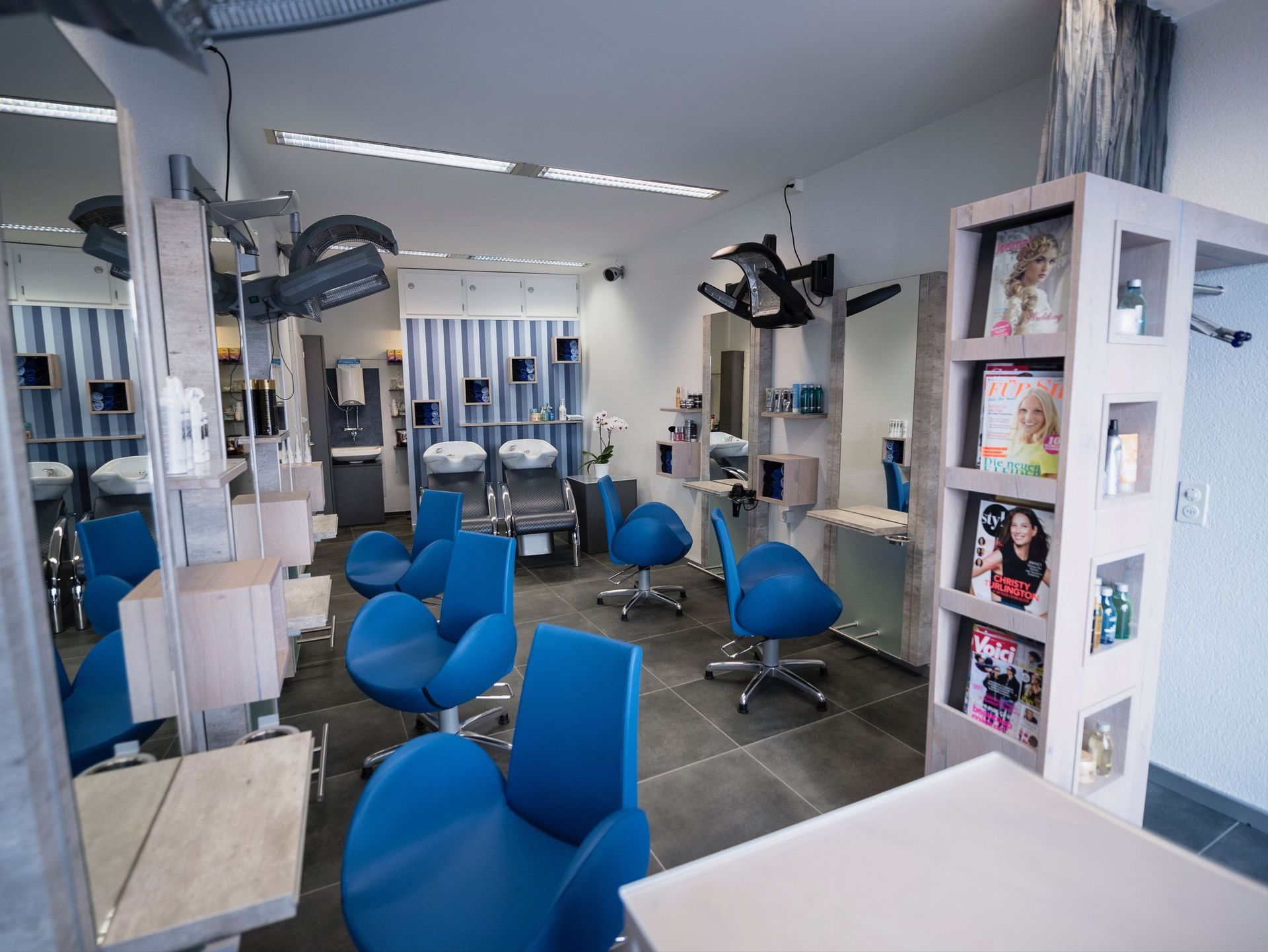 Einrichtung - Coiffure Charme Biel