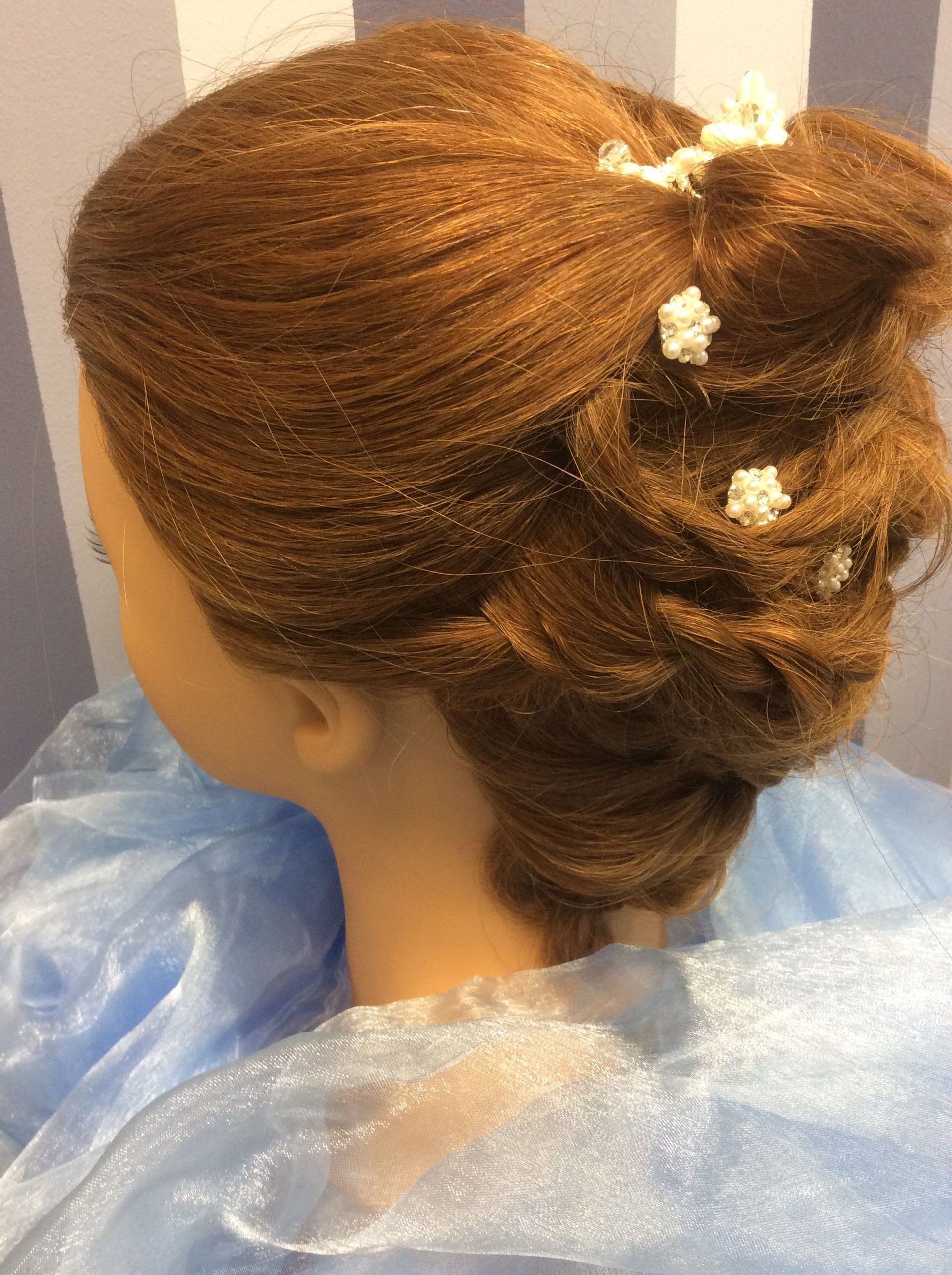 Hochsteckfrisur - Coiffure Charme