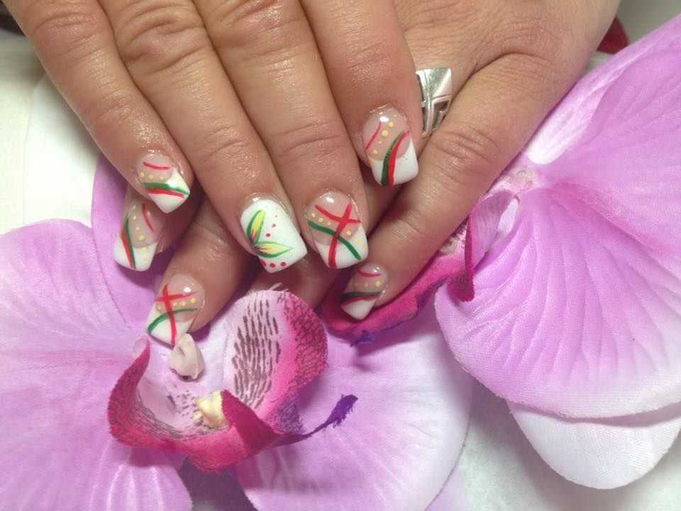 DIA Nails and Beauty