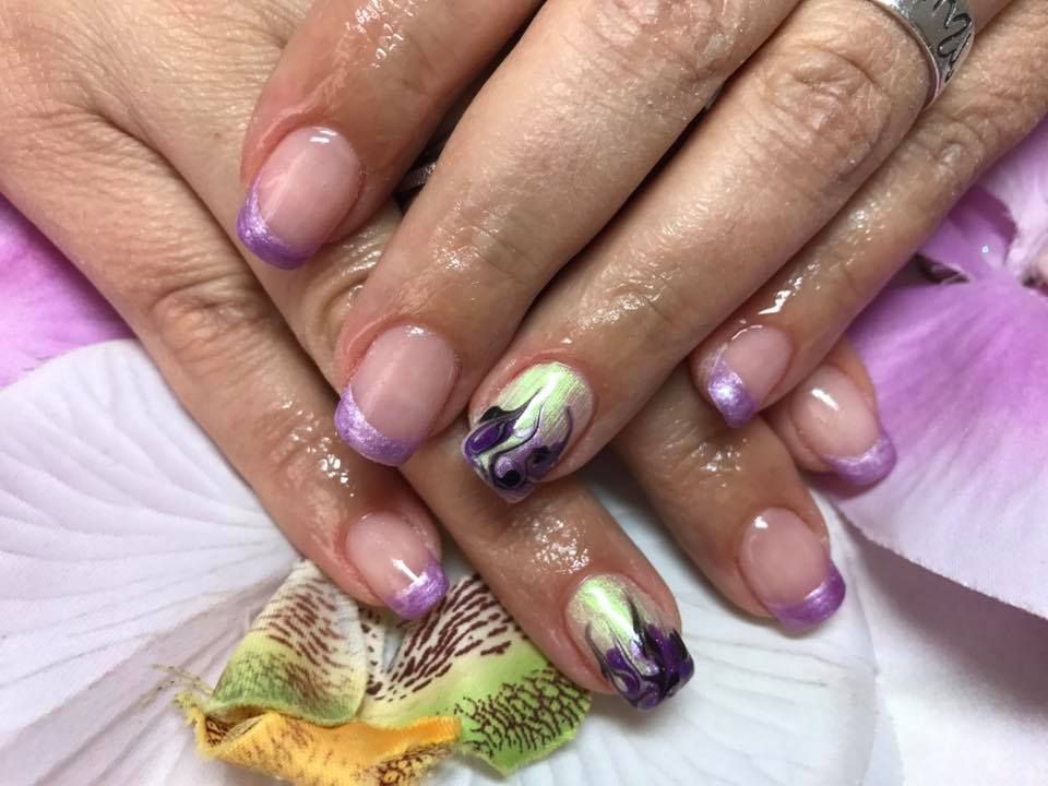 DIA Nails and Beauty