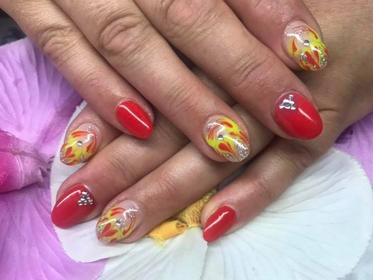 DIA Nails and Beauty