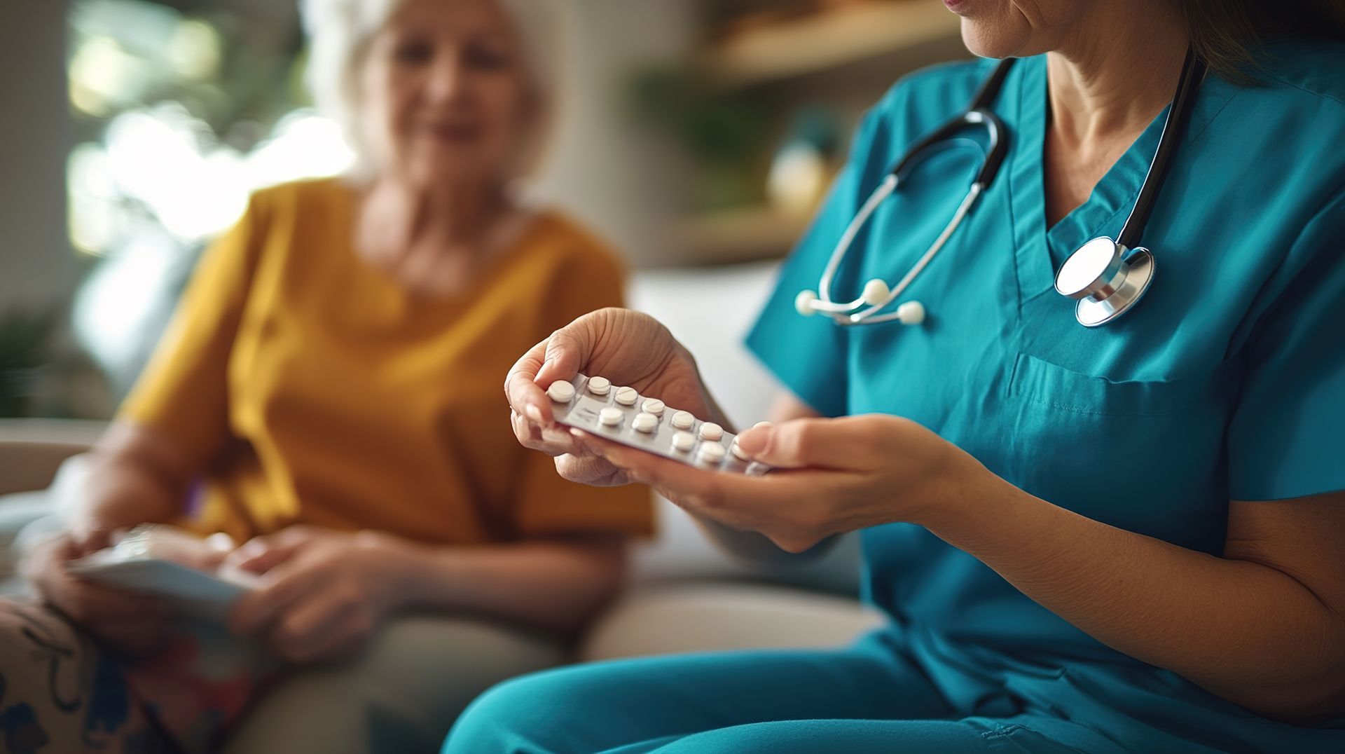 Une infirmière et des médicaments