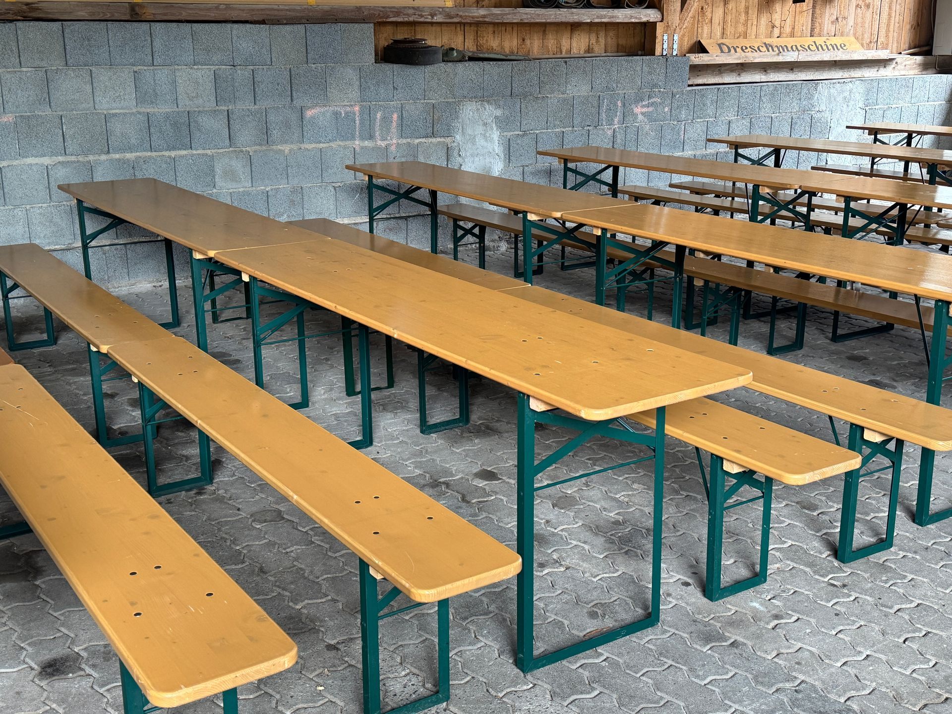 Bierzeltgarnituren