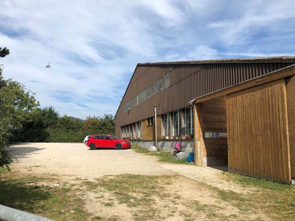 Pferdestall von aussen