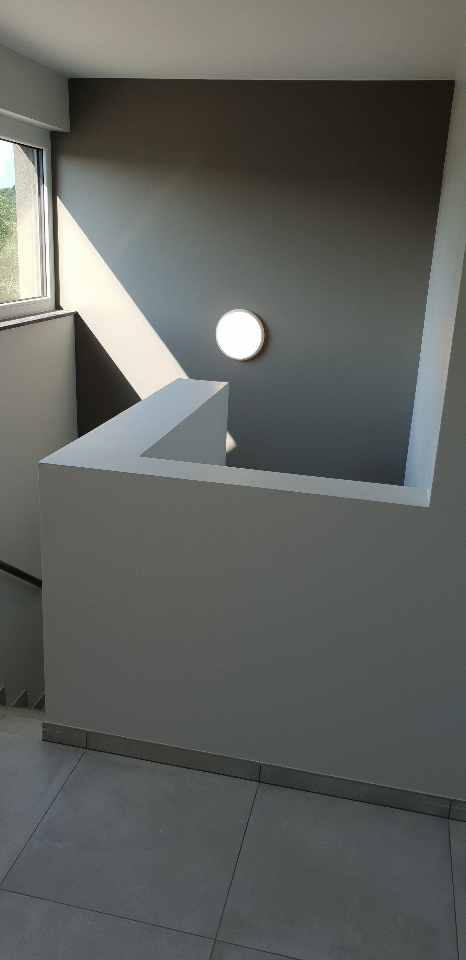 peinture intérieure escalier pierre