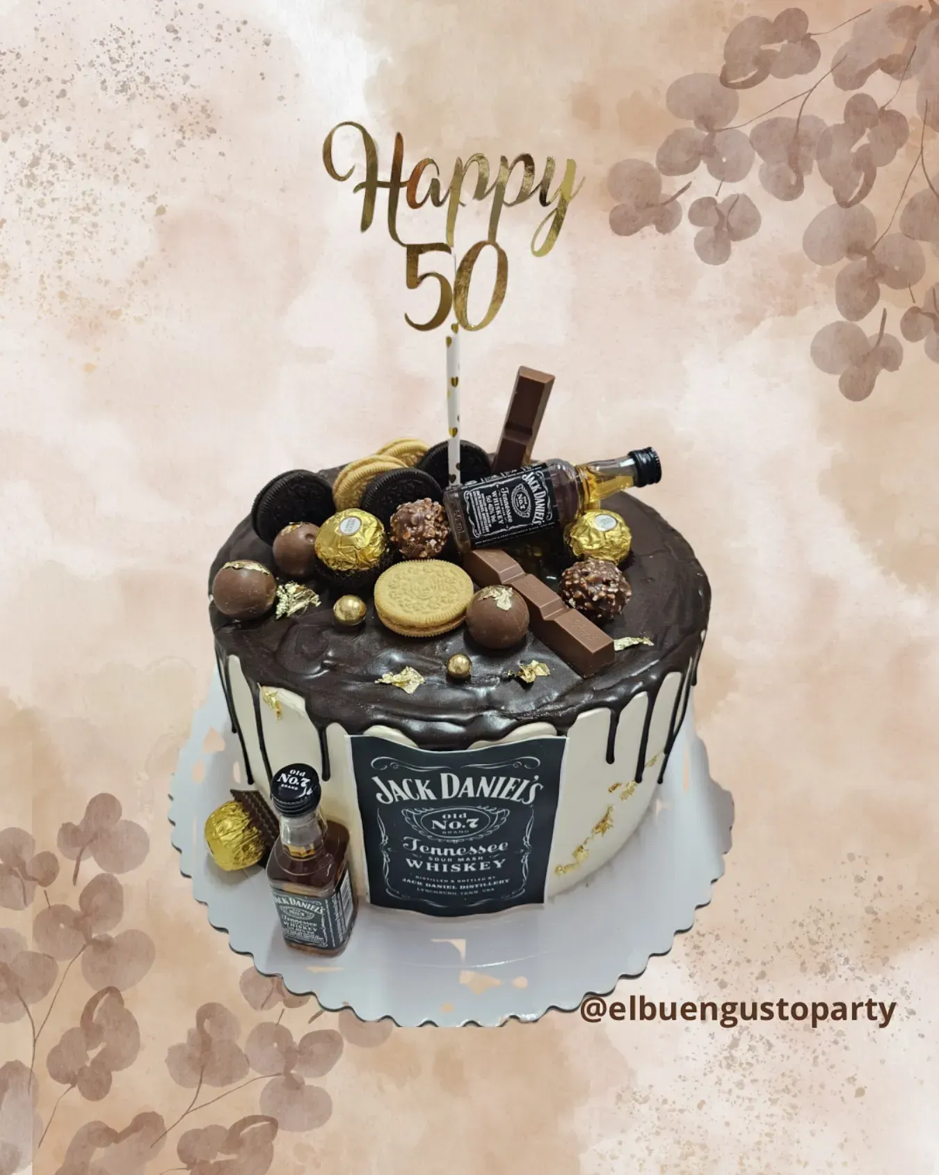 Tarta de chocolate con efecto goteo y decoración