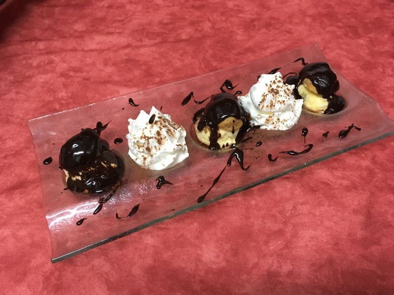 Profiteroles au chocolat