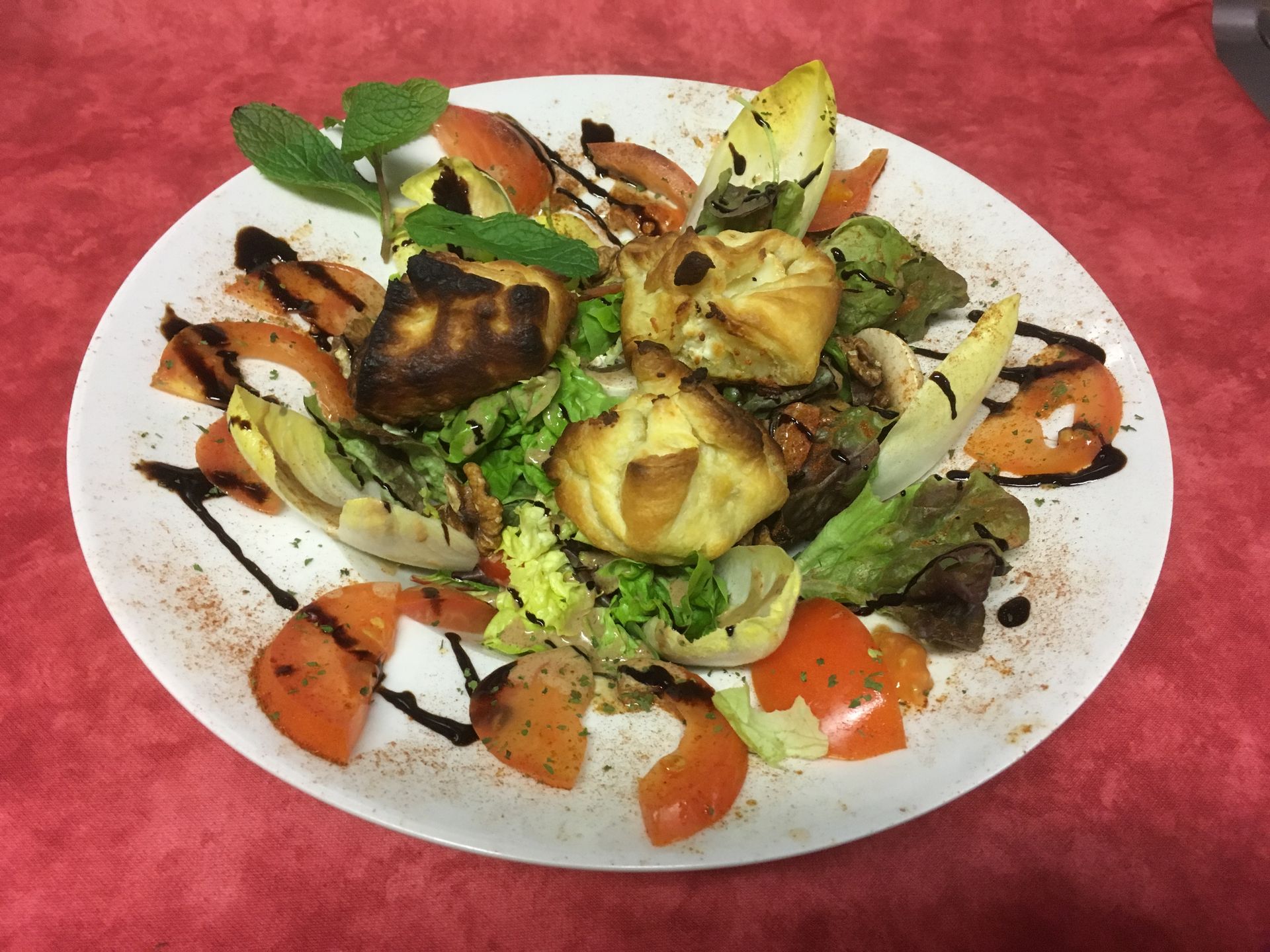 Salade de chèvre chaud