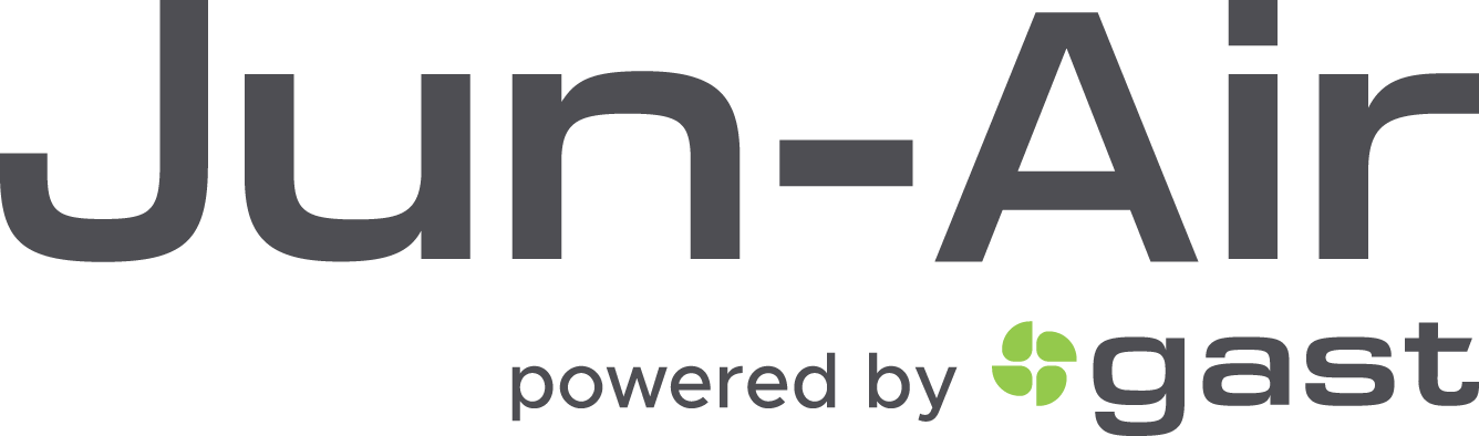Jun-Air-Logo mit dem Schriftzug „powered by gast“ darunter.